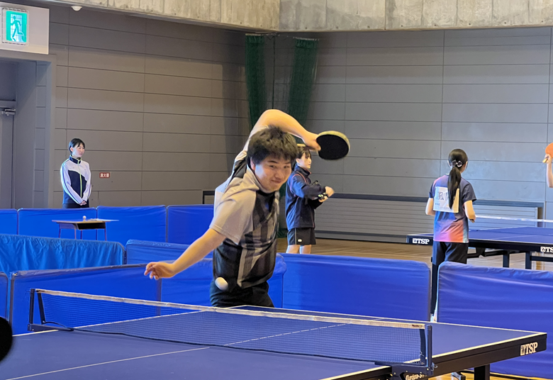 卓球部